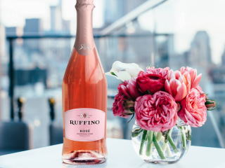 083085420130_ruffinoprosecco.jpg