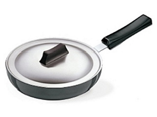 8901165101316_futurafrypan.jpg
